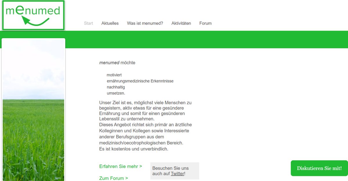 Startseite von menumed aus dem Jahr 2017 mit grünem Logo, Getreidefeld und dem Satz: menumed möchte motiviert ernährungsmedizinische Erkenntnisse nachhaltig umsetzen